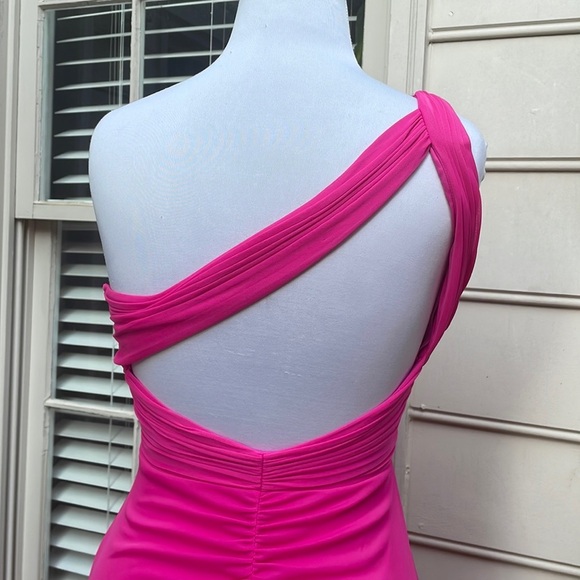 Hailey by Adrianne Papell One Shoulder Pink Dress size 4 - Picture 8 of 16